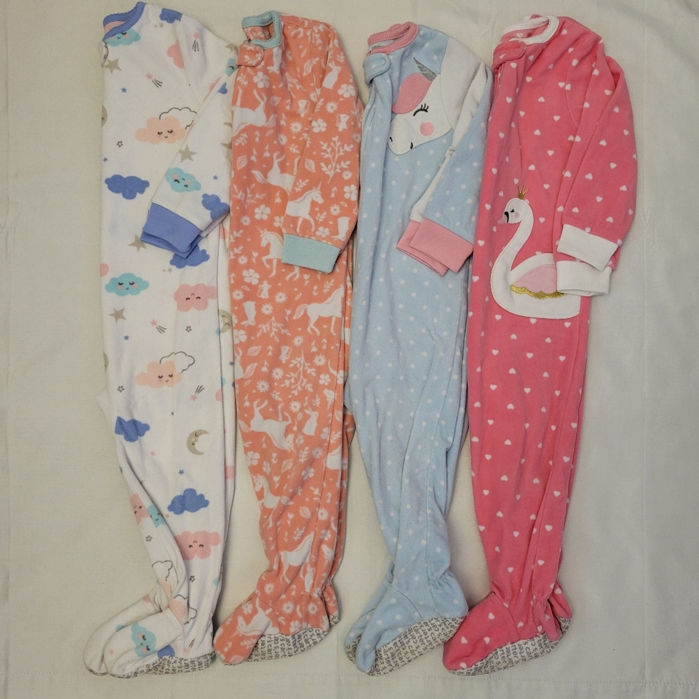 Bundle (4) Carter's Girl Onsies Size 24 mos Winter